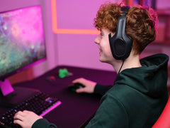 Trust Gaming GXT 415 Zirox Lichtgewicht Gaming Headset met 50mm-drivers voor PC, Xbox, PS4, PS5, Switch, Mobile, 3.5 mm Jack, 2m Kabel, Opklapbare Microfoon, Over-Ear Bedrade Koptelefoon - Zwart